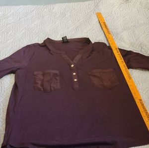 Ann Taylor women's long sleeve tshirt.